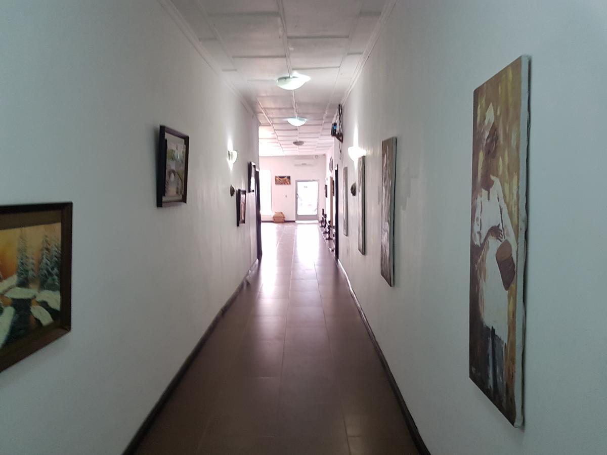 Maryland Guesthouse Monrovia Exterior foto
